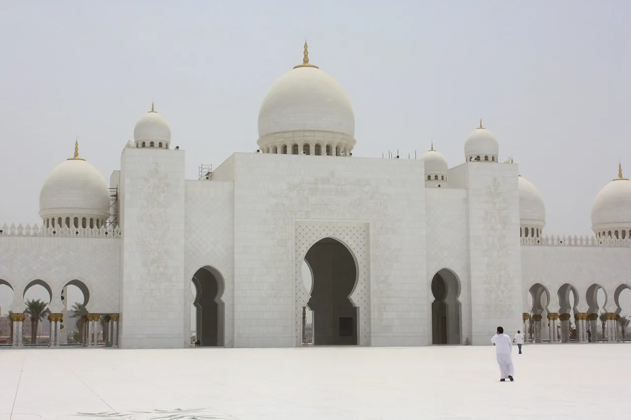 5. Ferrari World Abu Dhabi: Thrilling Rides and Luxury Cars