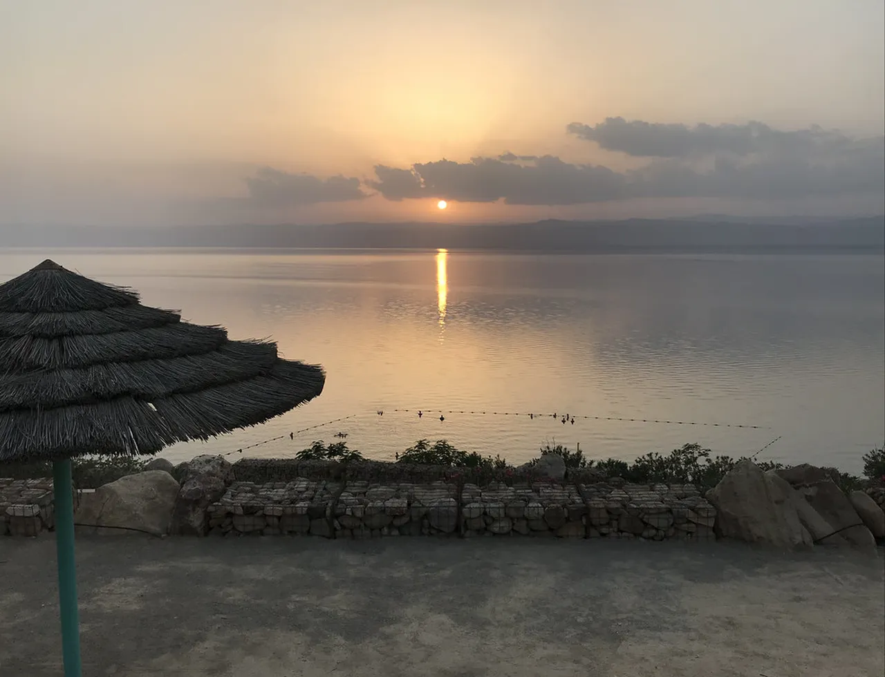 3. Experience the Local Cuisine: Jordanian Flavors to Savor