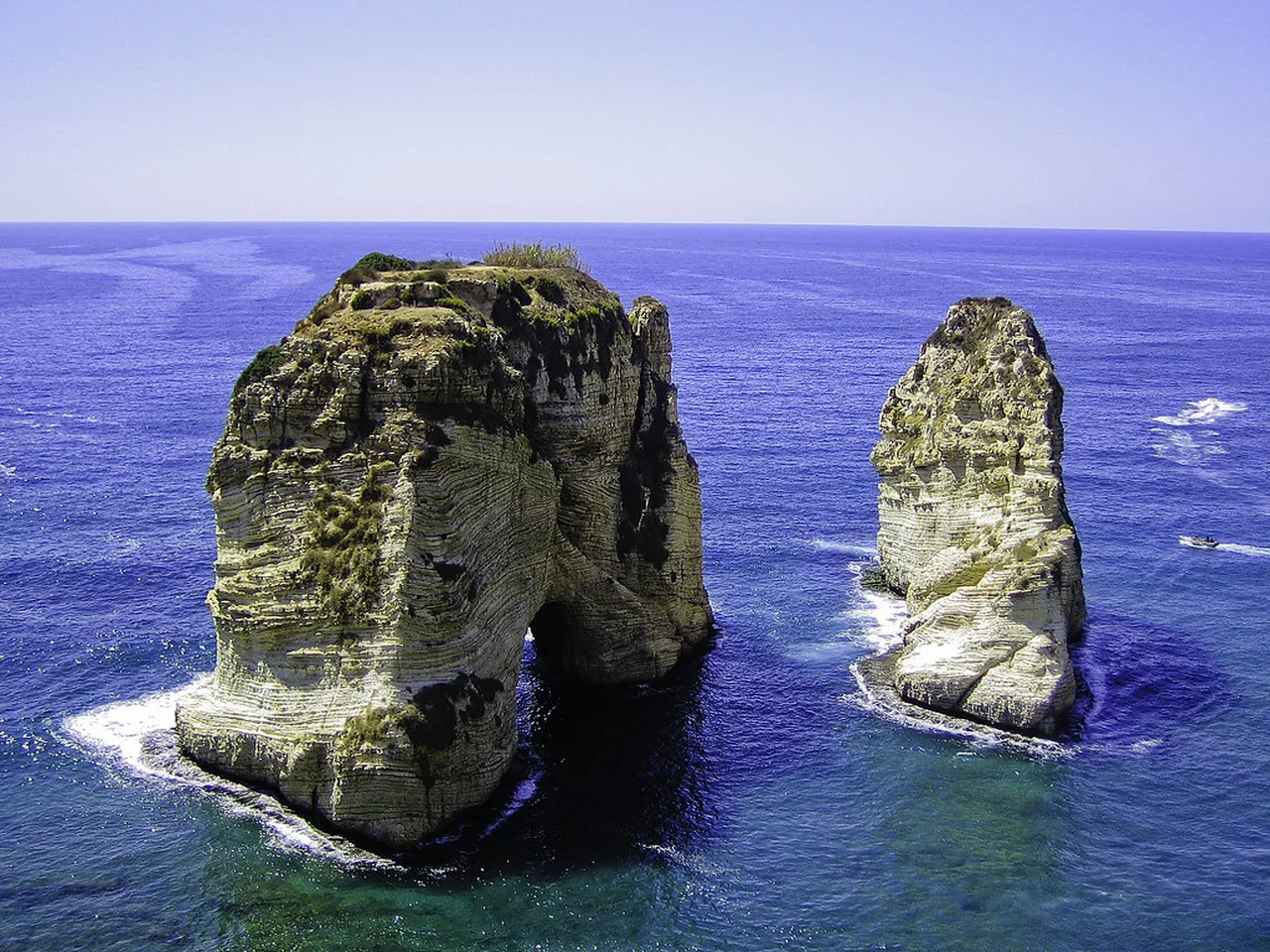 2. The Pigeon Rocks: Nature’s Marvel in Raouche