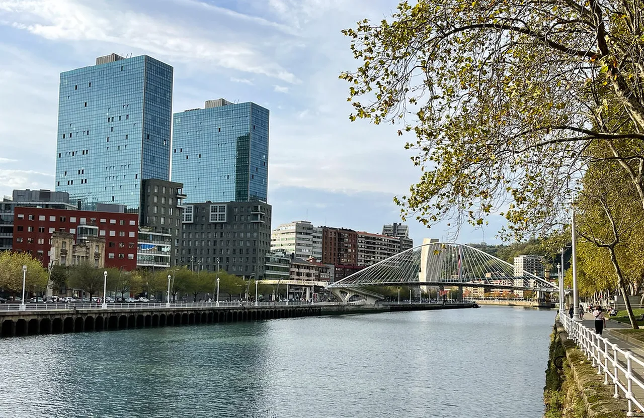 3. Taste Pintxos: A Culinary Delight in the Heart of the City