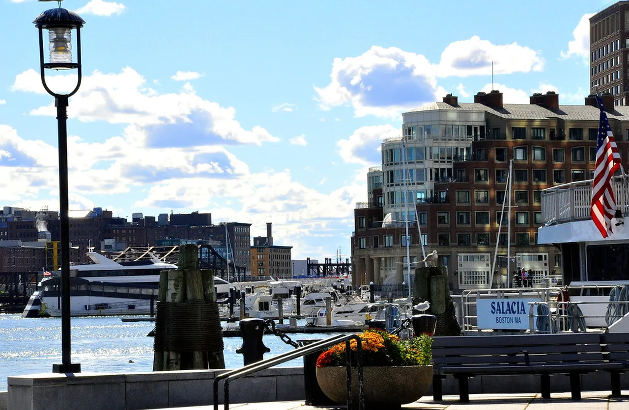 5. Exploring Fenway Park: The Heart of Boston’s Baseball Culture