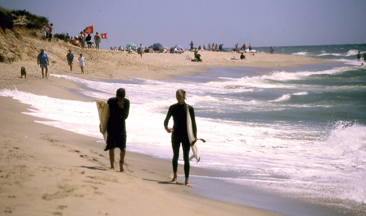 2. Top Nightclubs in Cape Town: Dance the Night Away