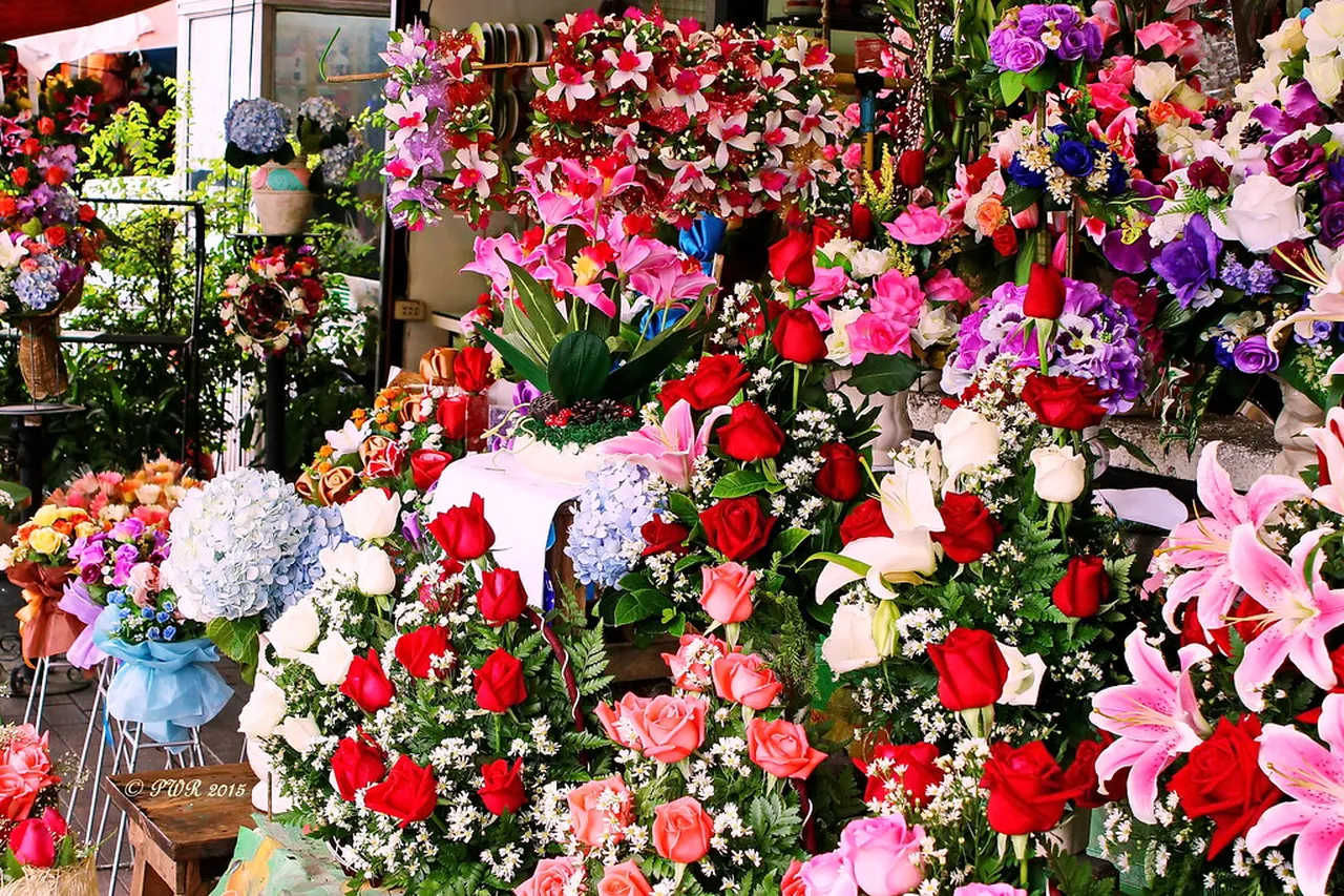 5. Discover the Local Markets: A Shopper’s Paradise