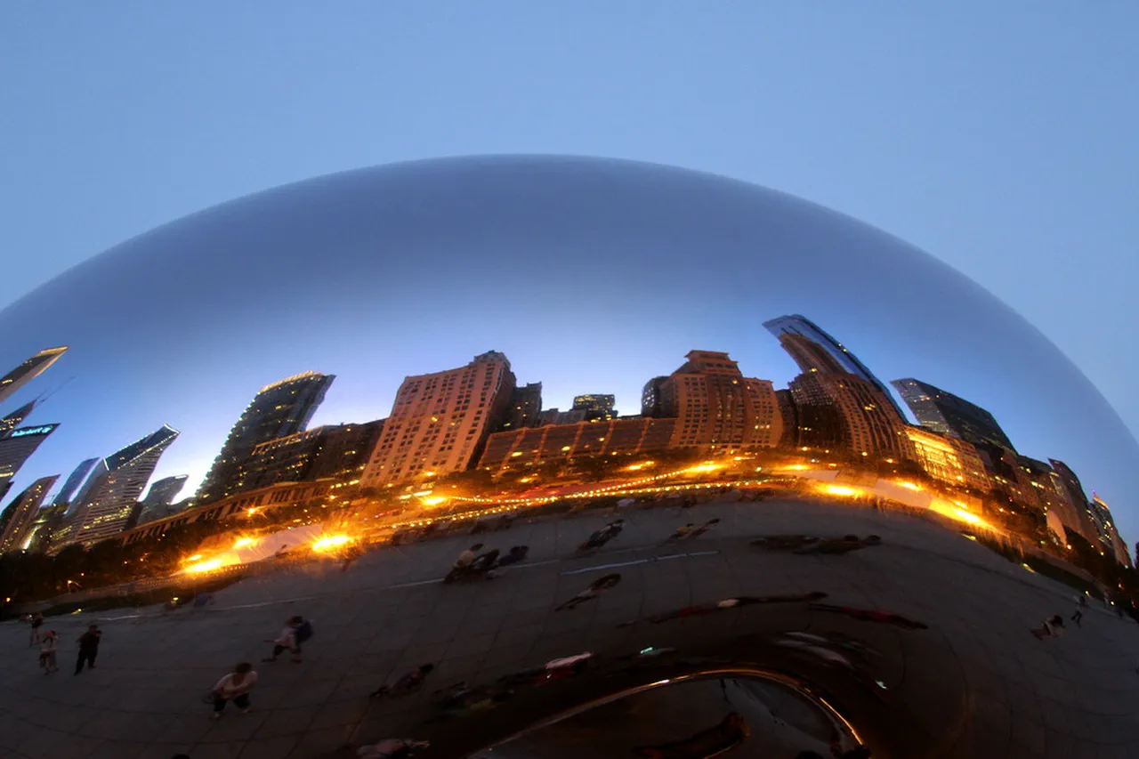 1. Enjoy Live Jazz at Iconic Venues: A Chicago Tradition