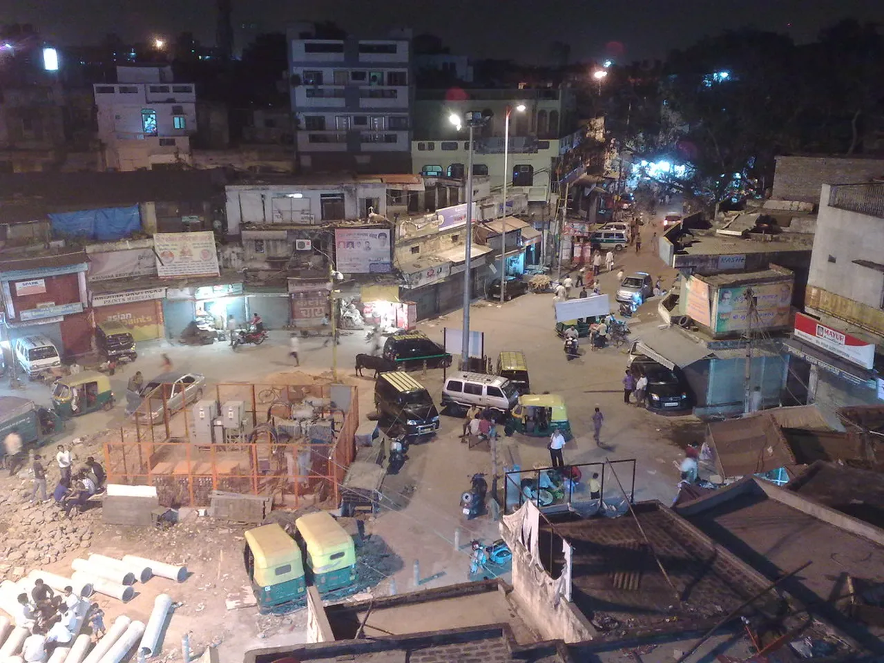1. Discovering Delhi’s Historic Walled City: A Walk Through Chandni Chowk