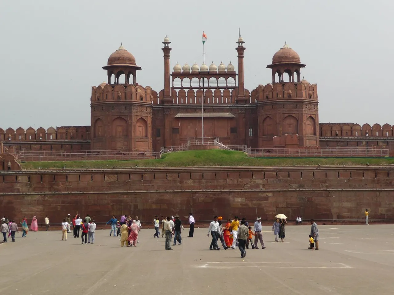 5. Unraveling the History of Qutub Minar: The Tallest Brick Minaret