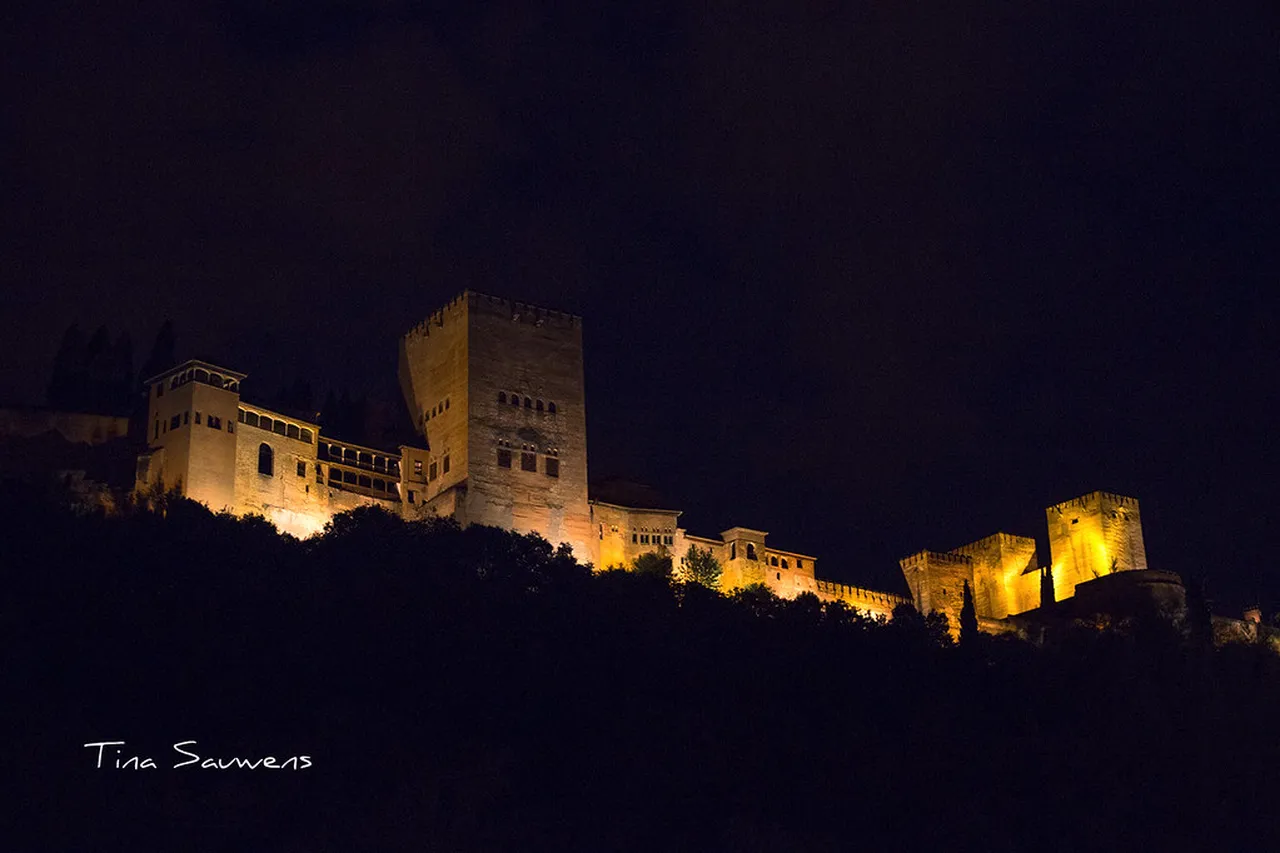 5. Noches de Verano: Outdoor Events and Concerts in Summer