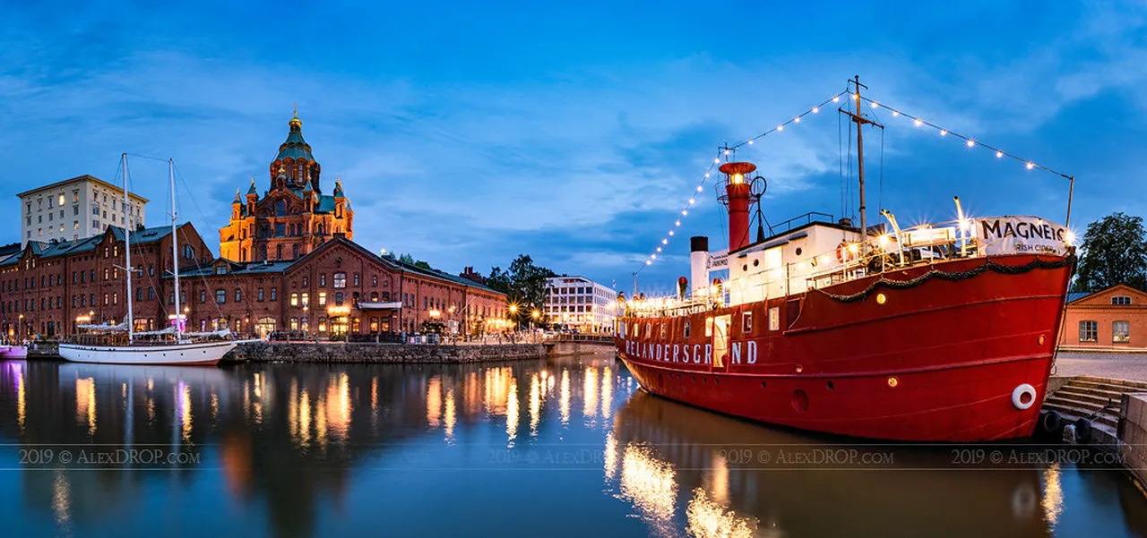 2. Explore the Historic Fortress of Suomelinna: A UNESCO World Heritage Site