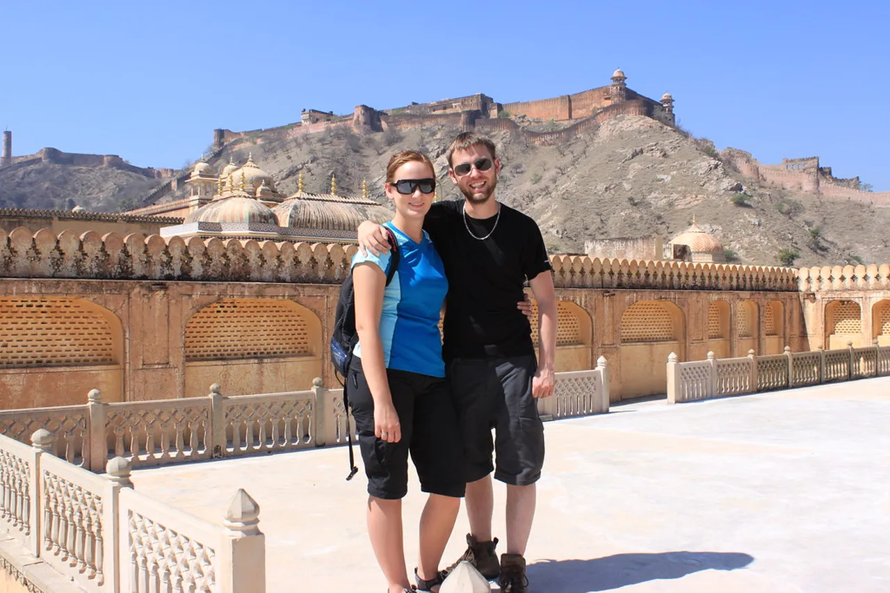 1. Embark on a Hot Air Balloon Ride Over Jaipur’s Landscapes