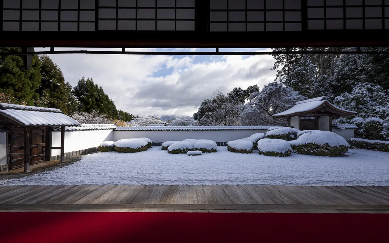 5. Visit Kiyomizu-dera: A Stunning Temple with Panoramic City Views