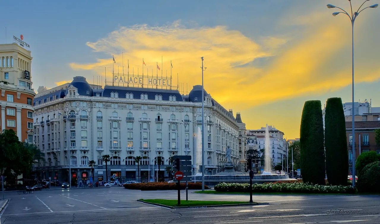 5. Stroll through Retiro Park: Madrid’s Urban Oasis