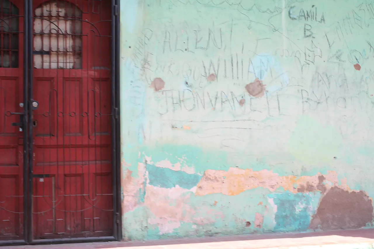 5. Immerse Yourself in Nicaraguan Culture at the National Palace