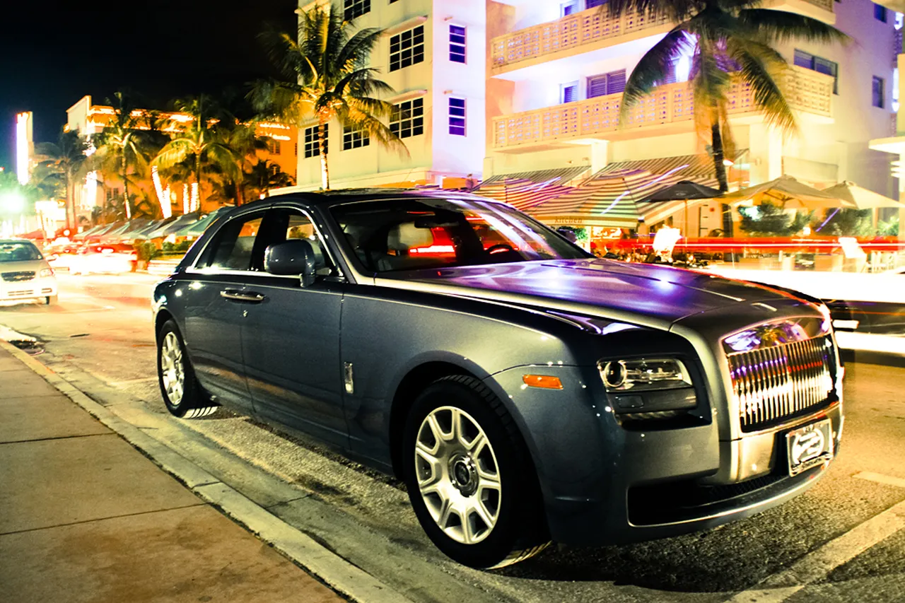 5. Explore the Latin Vibe at Calle Ocho