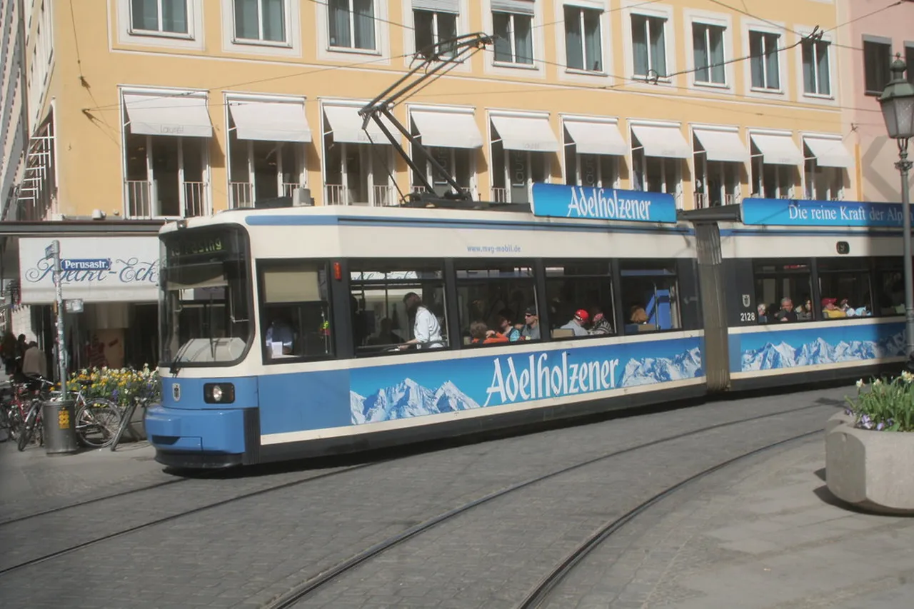 1. Discover the Rich History at Marienplatz