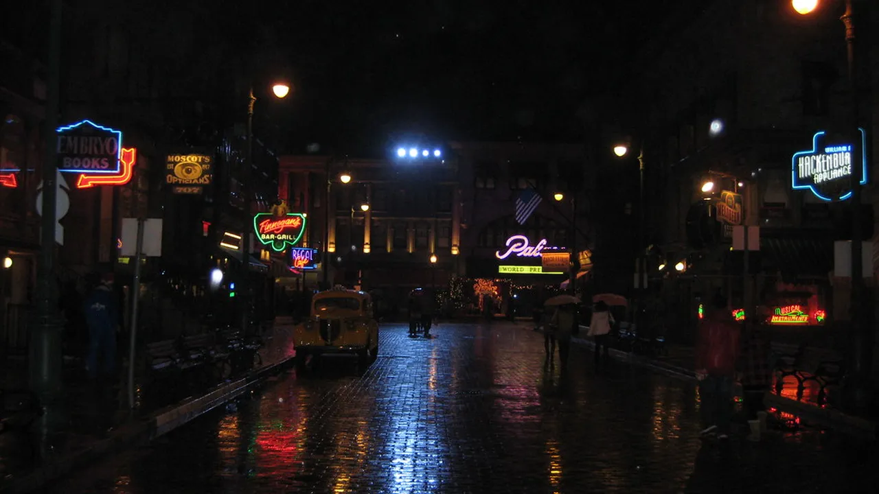 2. Dotonbori: A Food Lover’s Paradise