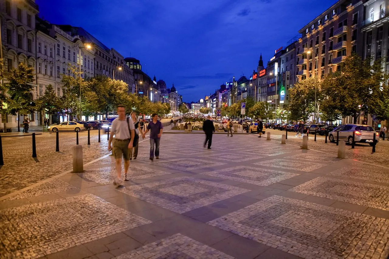 2. Wander the Charles Bridge: Connecting Cultures and Timelessness