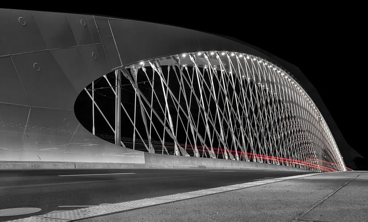 5. Unique Thematic Bars: An Evening of Quirky Ambiance