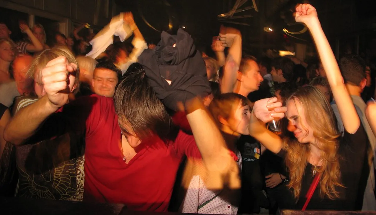 2. Nightclubs in Reykjavík: Dance the Night Away