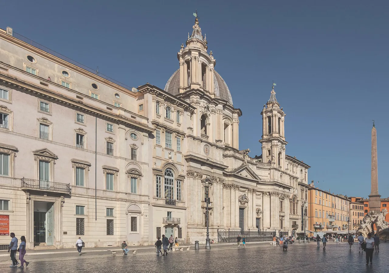 3. Stroll Through the Stunning Roman Forum: Heart of Ancient Rome