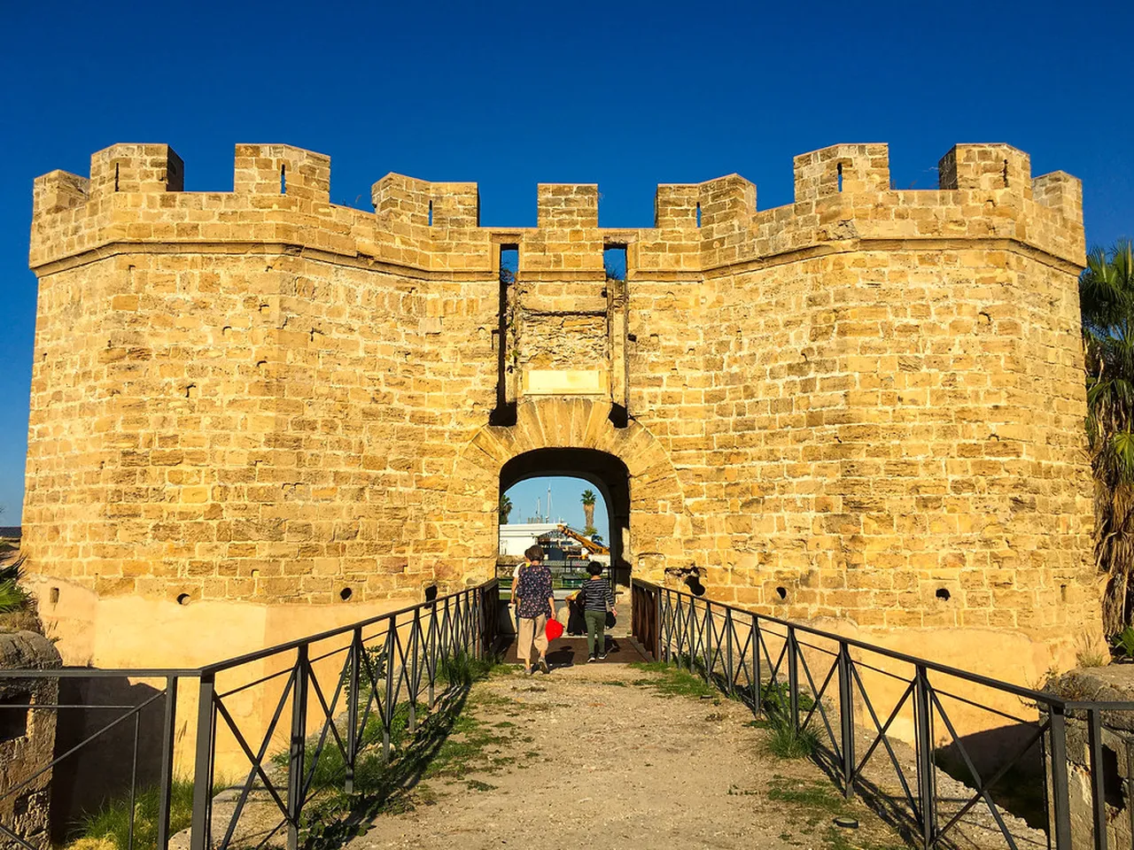 3. Savoring Authentic Roman Cuisine: A Culinary Journey