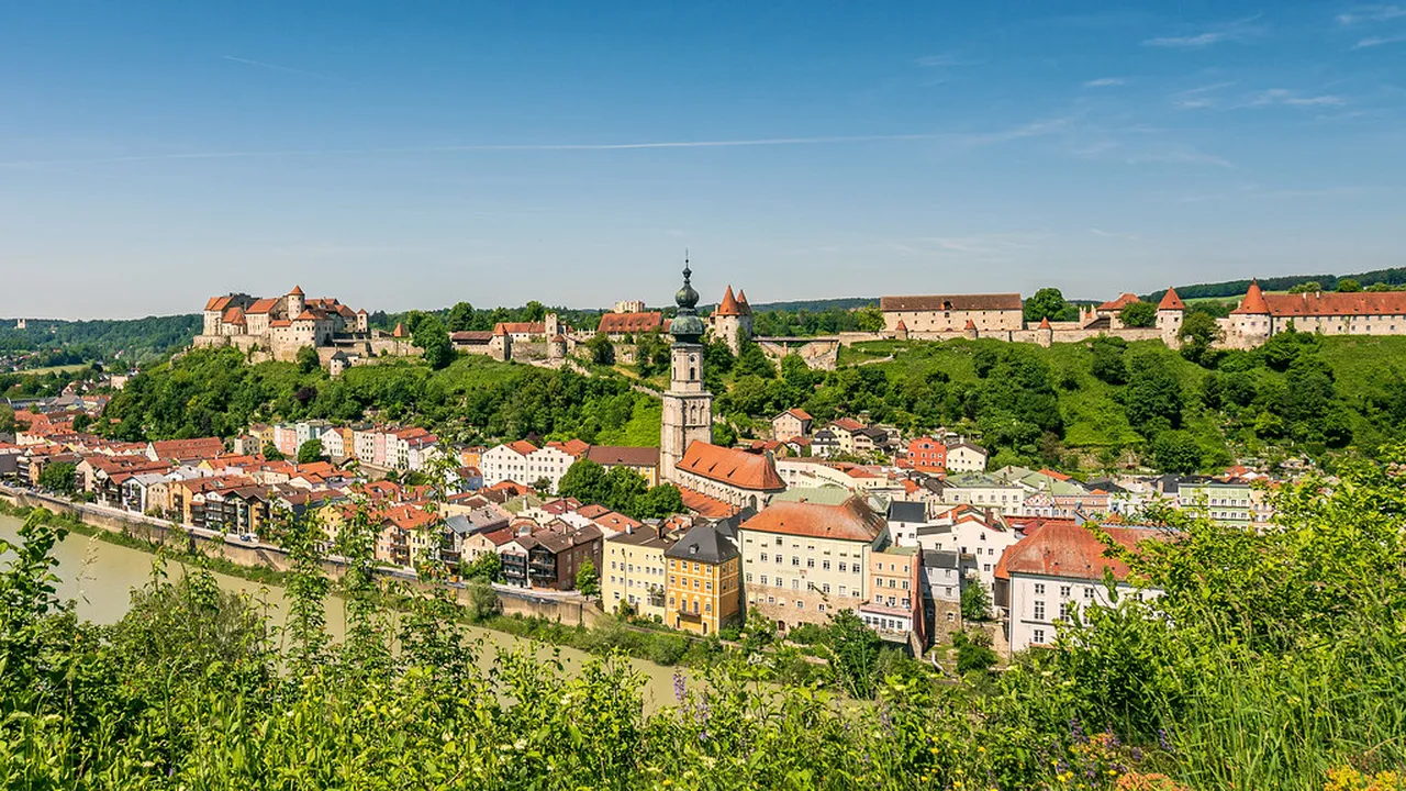 5. Experience the Salzburg Festival: Art and Culture Come Alive
