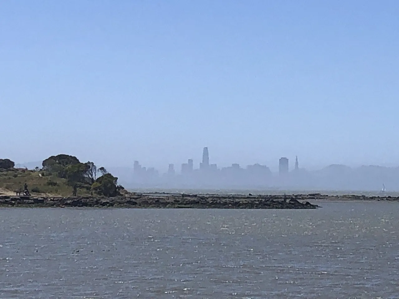 1. Exploring the Iconic Golden Gate Bridge: A Must-See Landmark