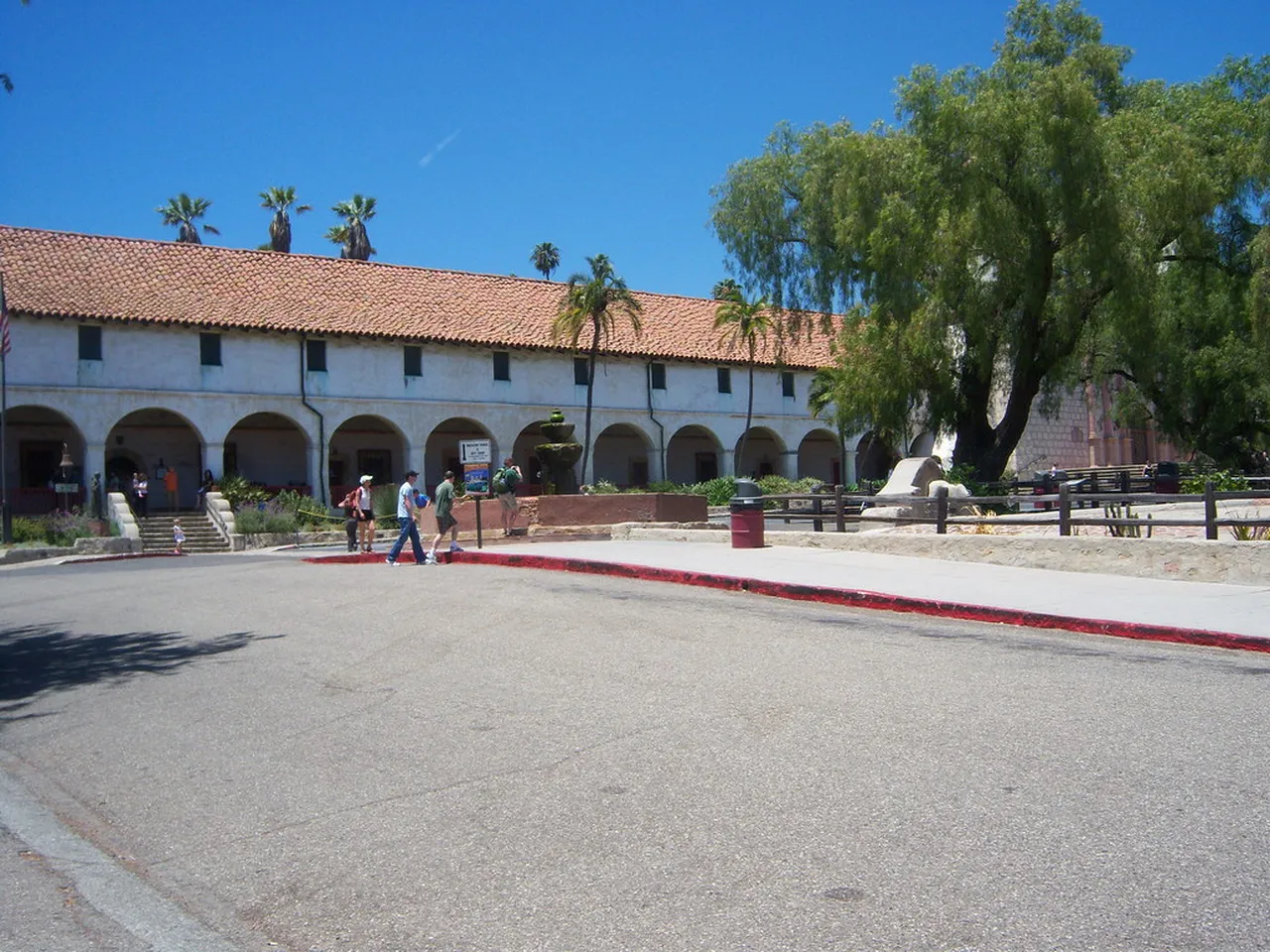 5. Experience the Santa Barbara Zoo: A Family-Friendly Delight