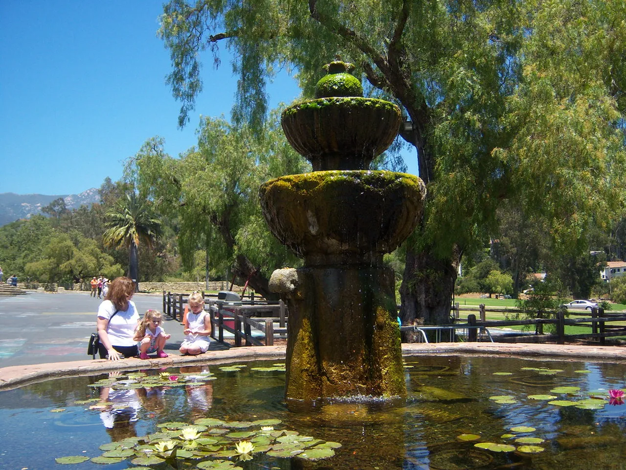 2. Explore the Historic Courthouse: A Spanish Colonial Masterpiece