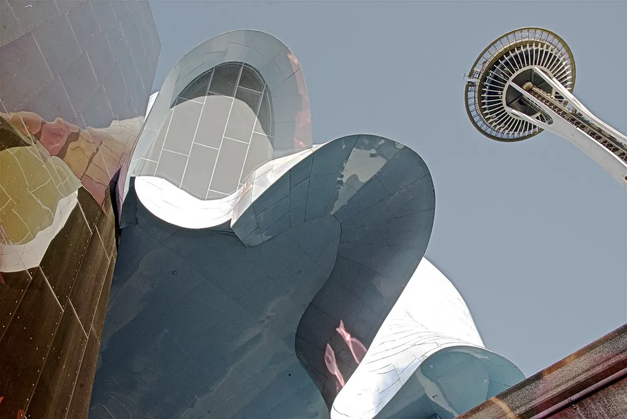 3. Culinary Delights: Savoring the Flavors of Seattle