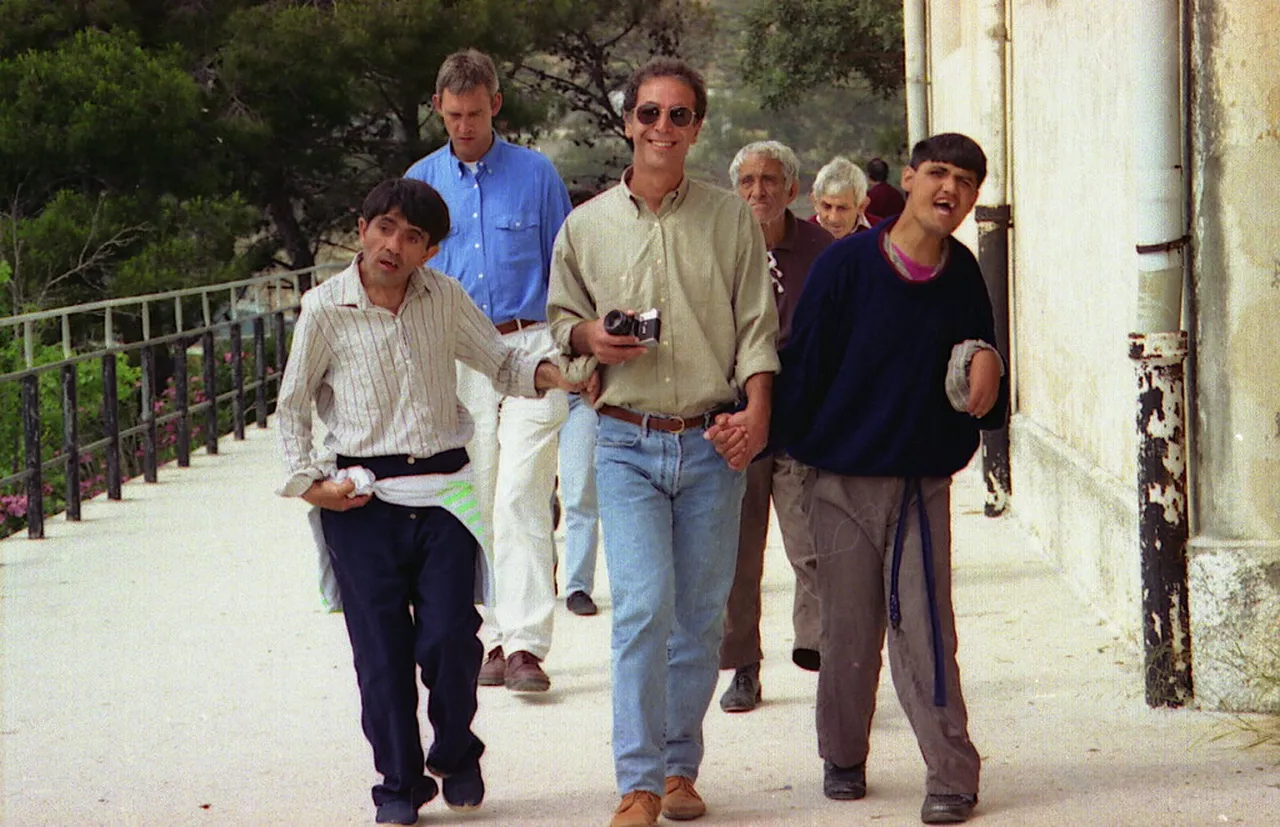 1. Alexander Nevsky Cathedral: A Symbol of Sofia
