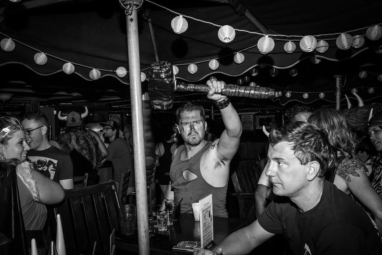 3. Live Music Hotspots: Enjoy Local Talent and Vibes