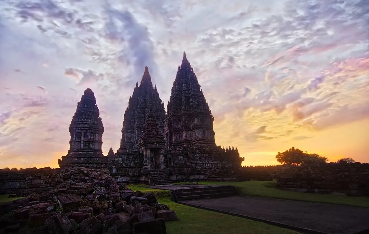 5. Sekaten Festival: Honoring the Islamic New Year with Vibrance