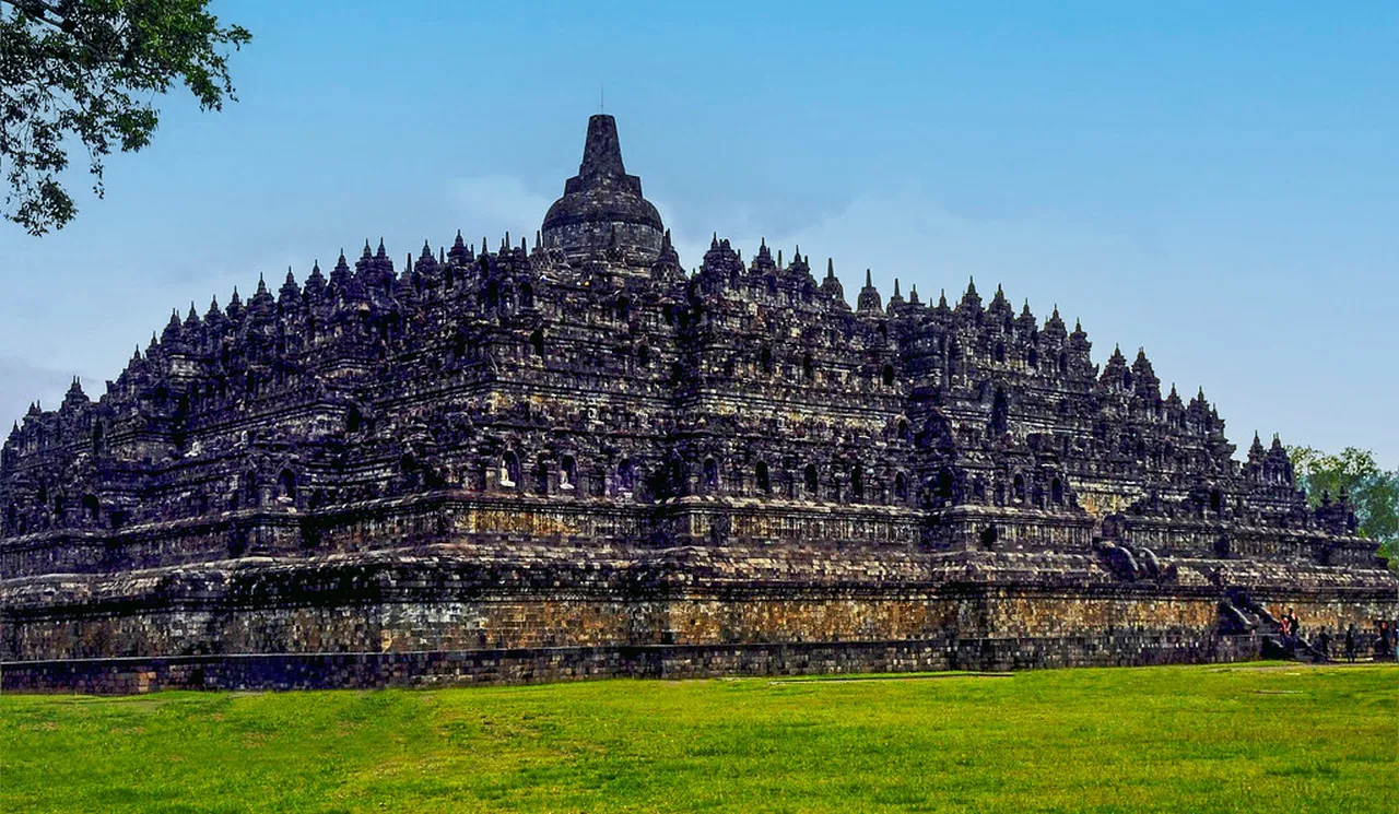 1. Discover Borobudur Temple: A UNESCO World Heritage Site