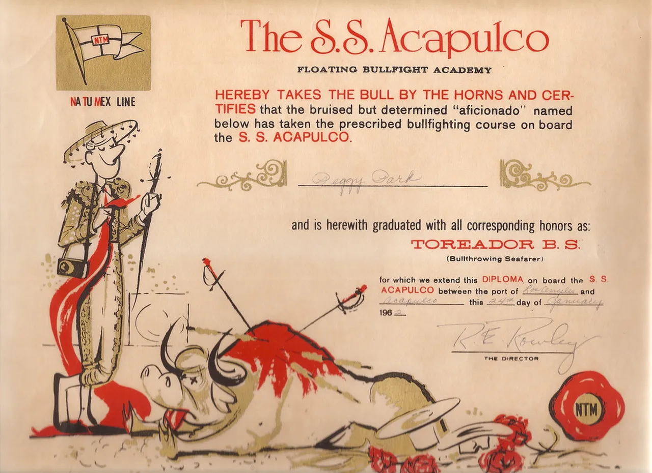 1. Relaxing on the Iconic La Quebrada Cliffs