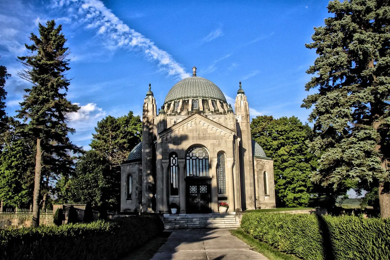 5. Akbar’s Tomb: A Commemoration of the Great Emperor
