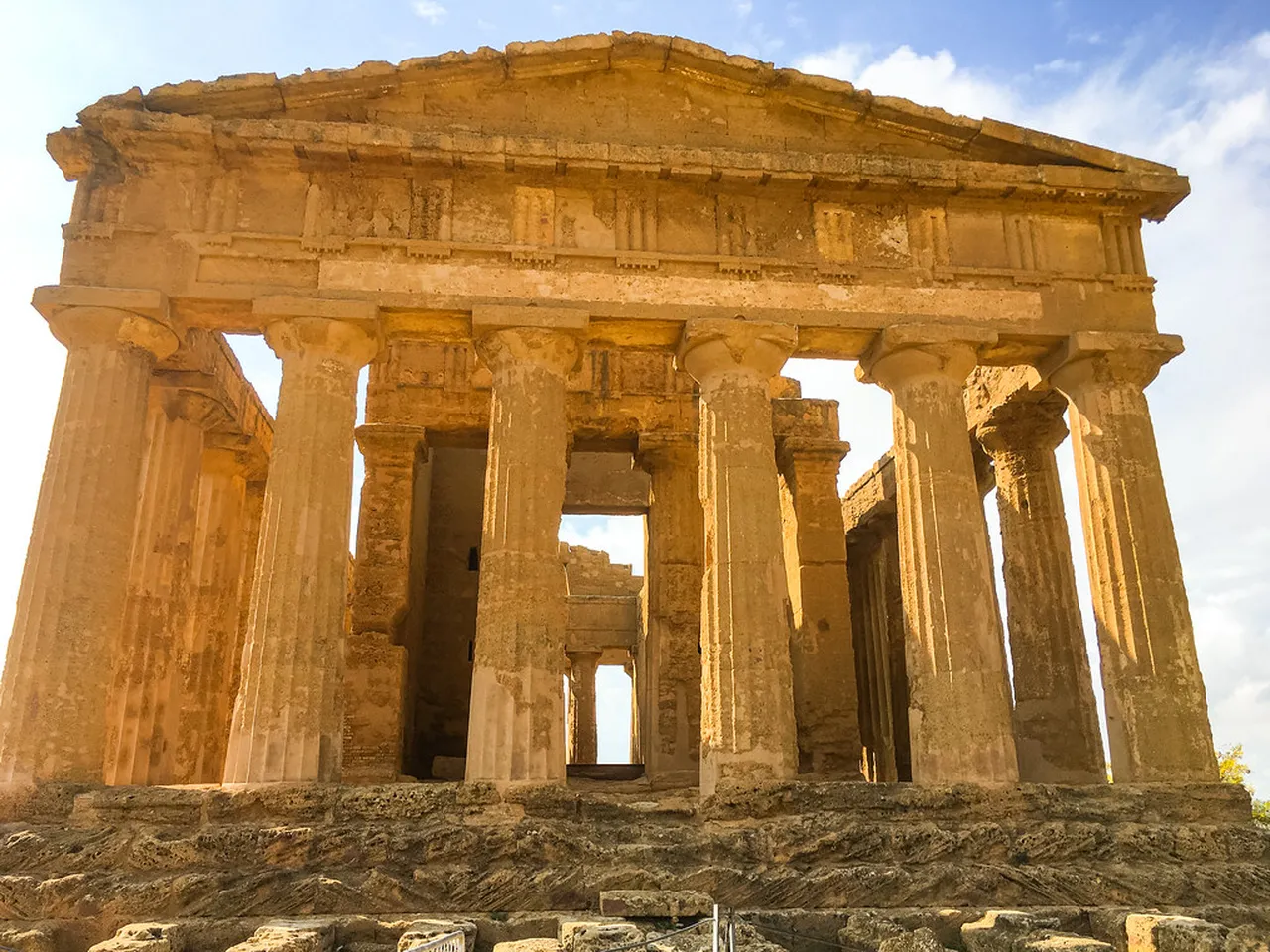 5. Local Artisans and Crafts: Keeping Traditions Alive in Agrigento