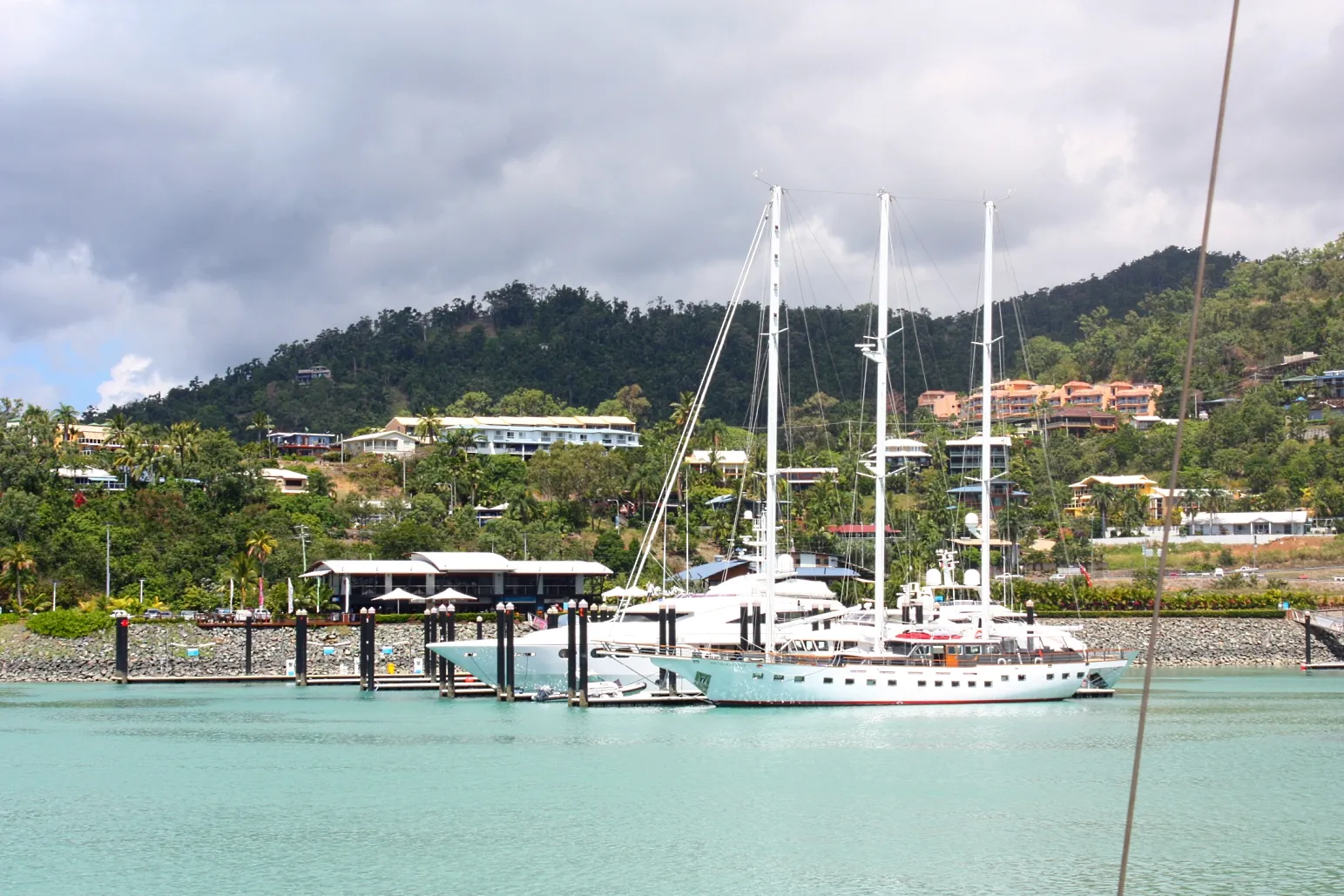 1. Go Island Hopping: Explore the Whitsunday Islands