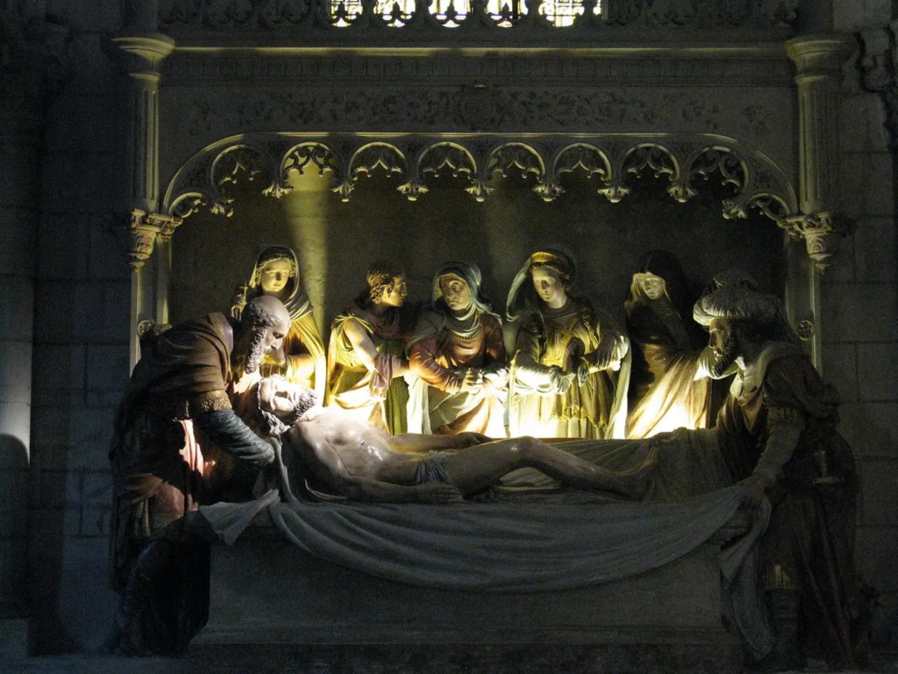 2. The Influence of Leonardo da Vinci on Amboise Culture