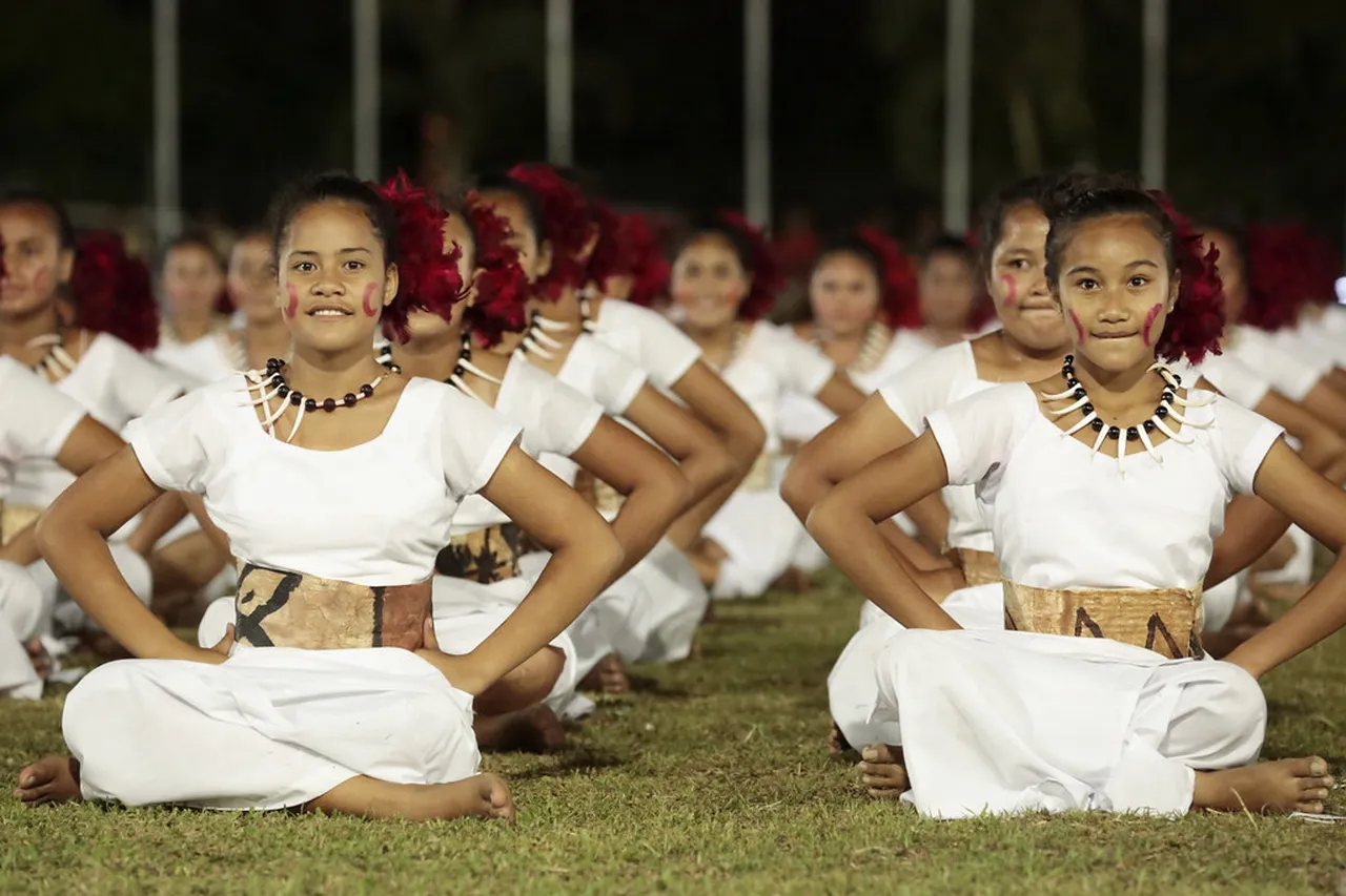 5. Explore the Cultural Heritage at the Samoa Cultural Village