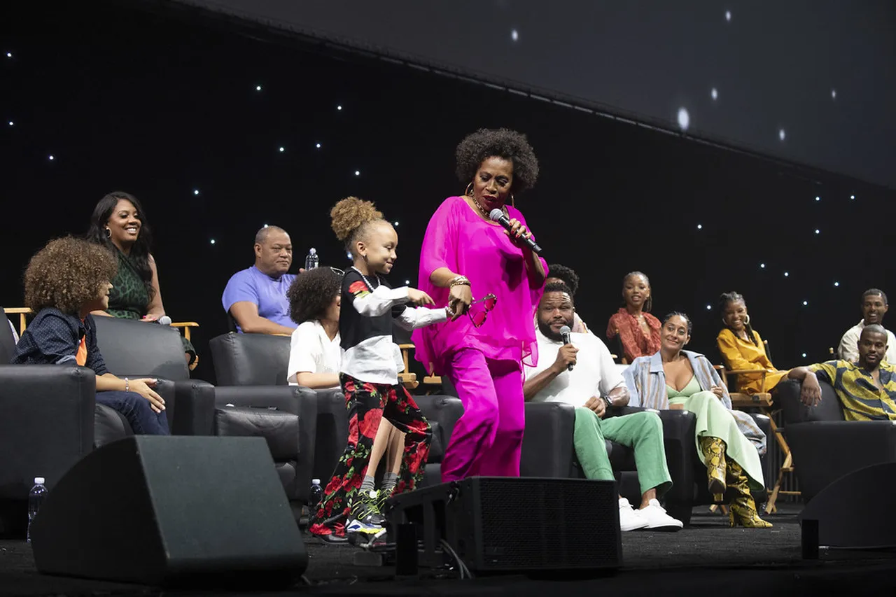 2. Celebrating the Festival of the Virgin of Socavón