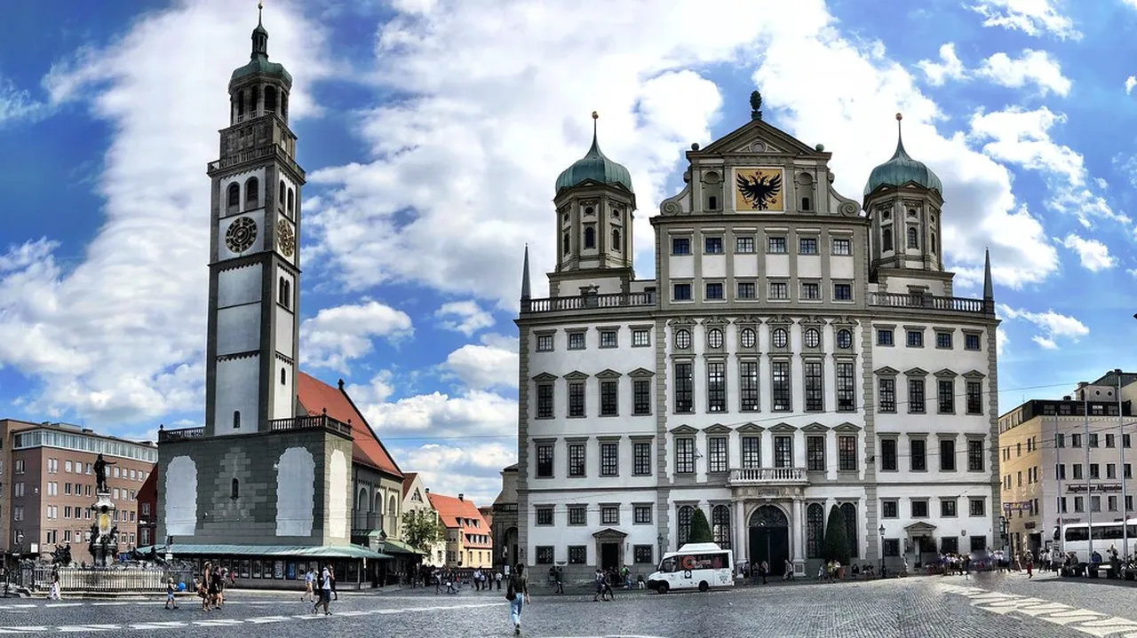 2. Marvel at the Augsburg Cathedral: A Blend of Gothic and Romanesque Architecture