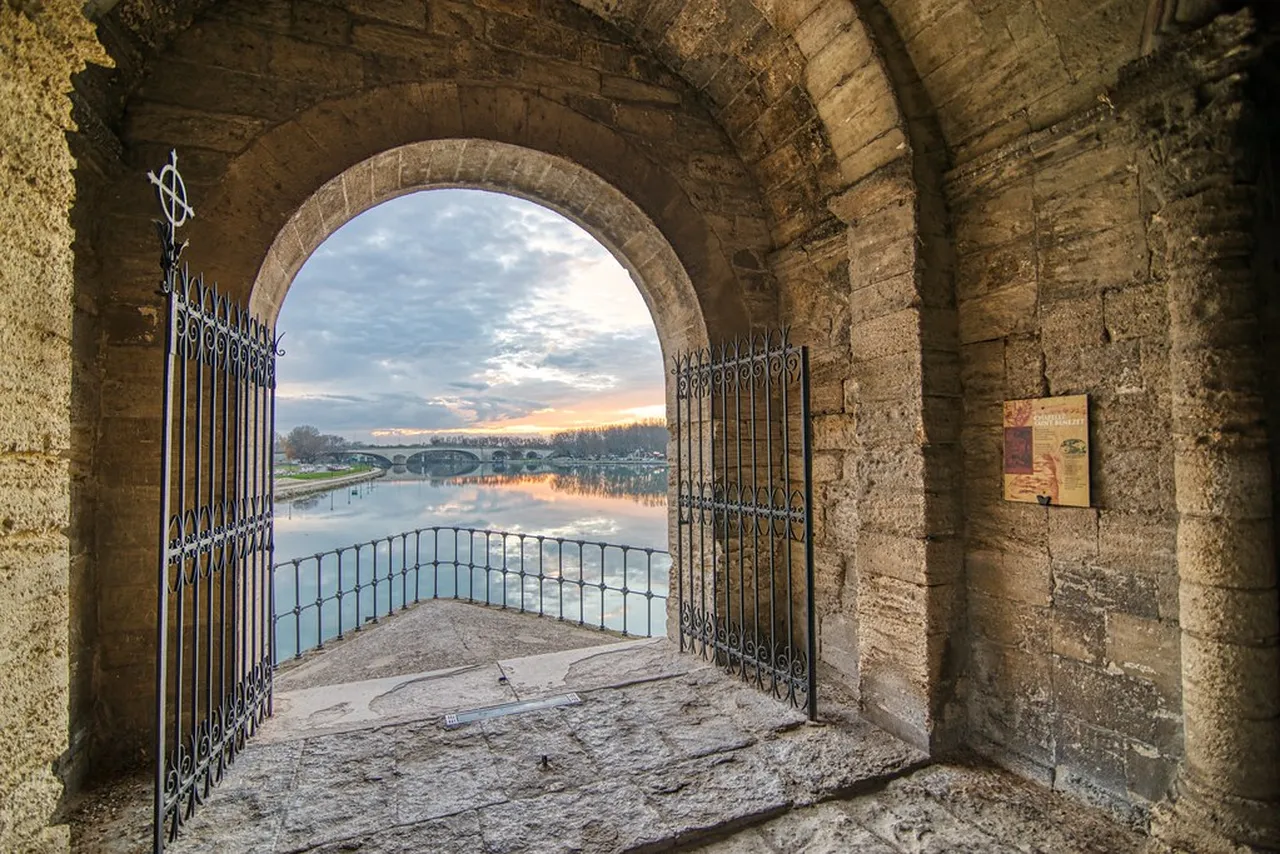 5. Rocher des Doms: Stunning Views and Serene Gardens