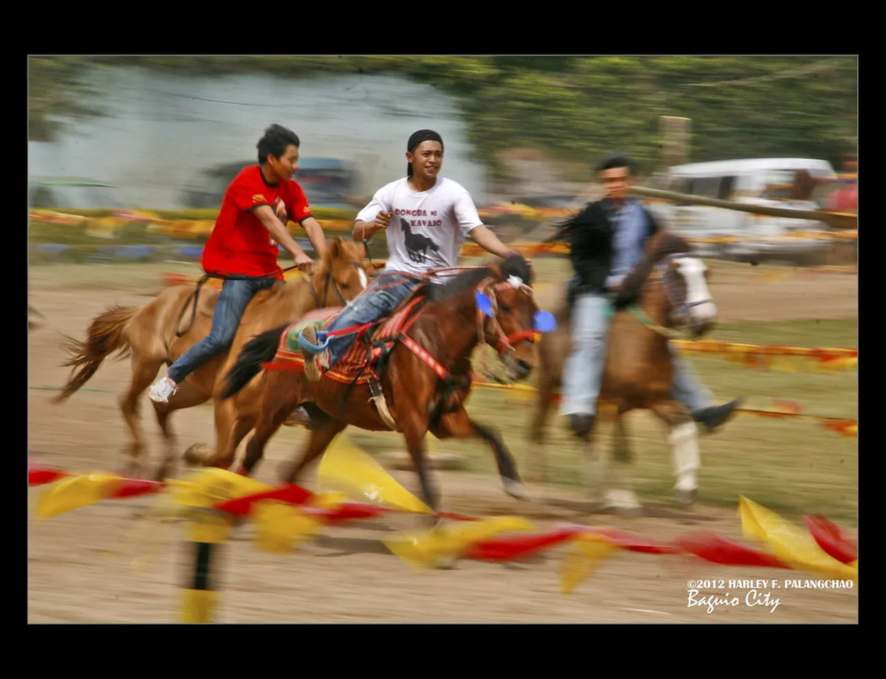 3. Baguio Arts and Crafts Fair: Showcasing Local Talent