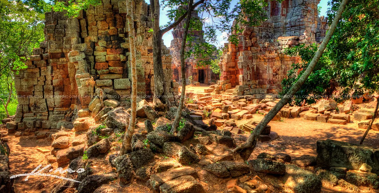 2. Stroll Through the French Colonial Architecture of Battambang