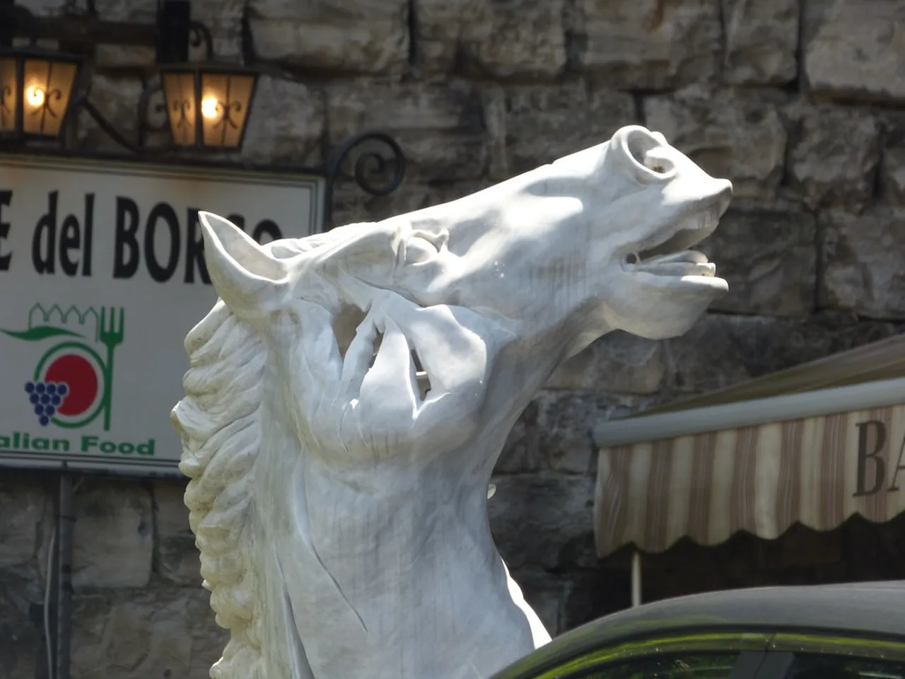 2. The Art of Italian Cuisine: Culinary Traditions in Bellagio