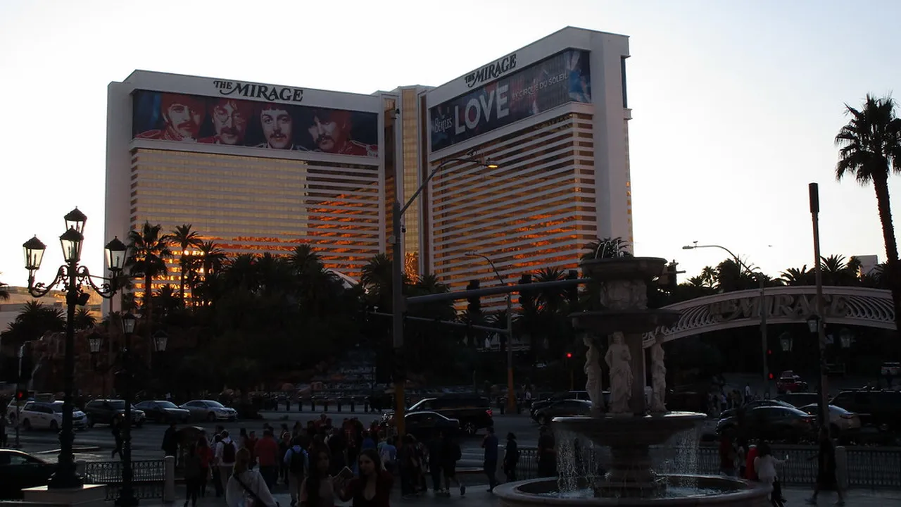 3. Enjoy Bellagio Gallery of Fine Art: A Showcase of Masterpieces