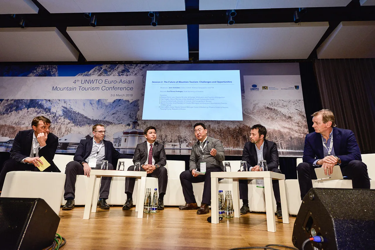 3. Hiking the Watzmann Mountain: A Challenge for Outdoor Enthusiasts