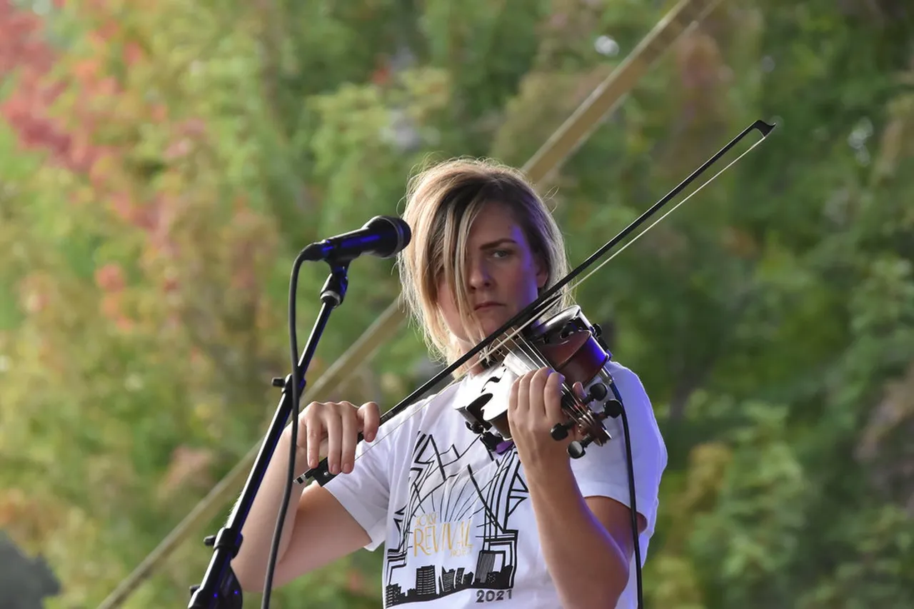 3. Experience the Boise River Greenbelt: Nature Meets Culture
