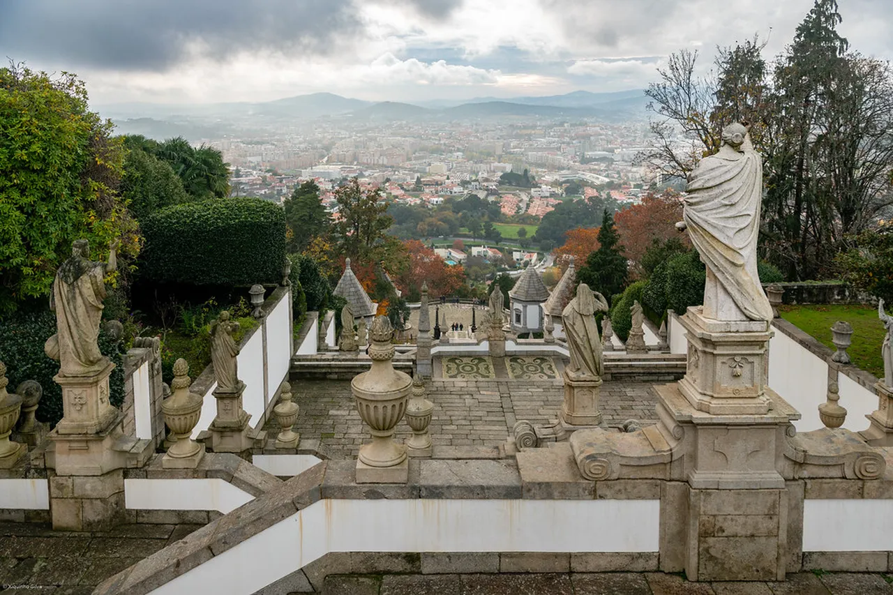 1. Visit the Iconic Bom Jesus do Monte: A Marvel of Architecture