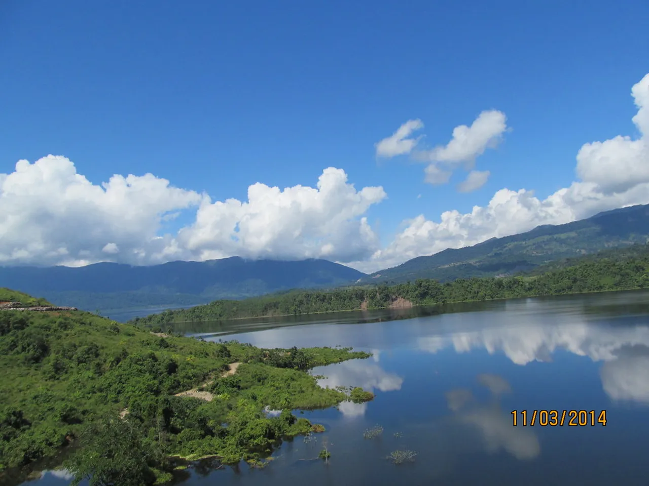 2. Exploring Bucaramanga’s Central Park: A Hub of Local Life
